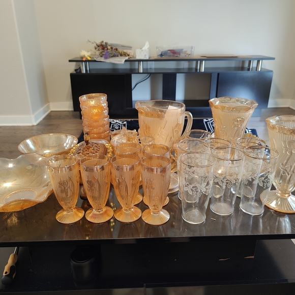 Depression Glass - Picture 4 of 4